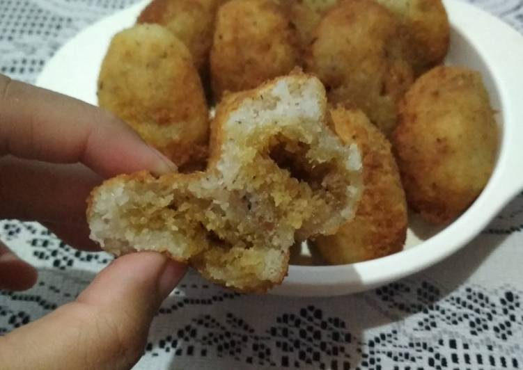 Resep Bola-bola Singkong (a.k.a Klenyem / Jotosan), Bikin Ngiler