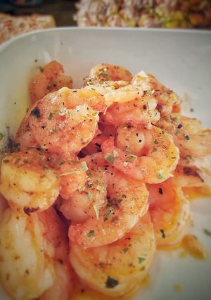 Una foto de Camarones al ajillo