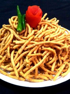 તીખા ગાંઠિયા રેસીપી મુખ્ય ફોટો