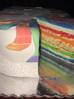 Vaníliakrémes szivárványtorta recept fotója