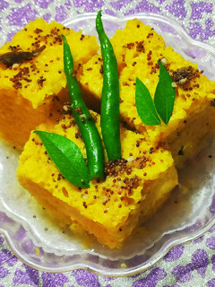 ढोकला (Dhokla recipe in Hindi) रेसिपी मुख्य फोटो