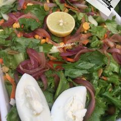 A picture of Healthy Green salad.