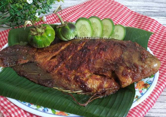 Langkah Mudah untuk Membuat Ikan Gurame Bakar Kecap yang Lezat Sekali