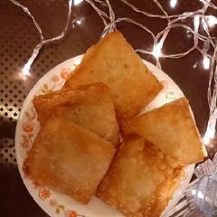 A picture of Pizza parcel.