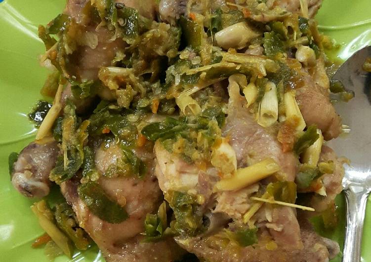 Resep Ayam pedas sambel Ijo yang Lezat
