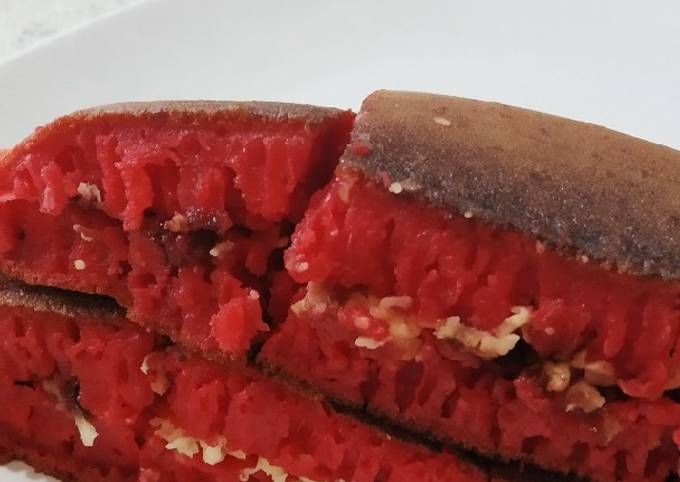 Resep Martabak Manis Red Velvet Terang Bulan Oleh Meys Kitchen Cookpad