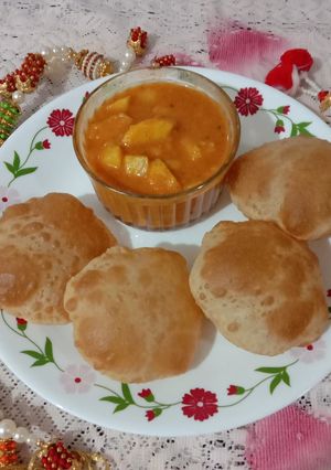 A picture of #FM #W2 #Mains Poori bhaji.