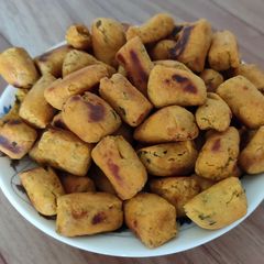 A picture of Namkeen Gatte Snacks.