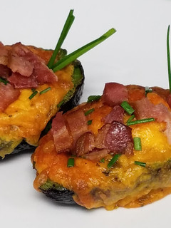 A picture of Egg in an Avocado Bowl.