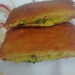 A picture of Bread Patties.