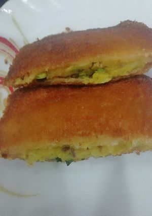 A picture of Bread Patties.