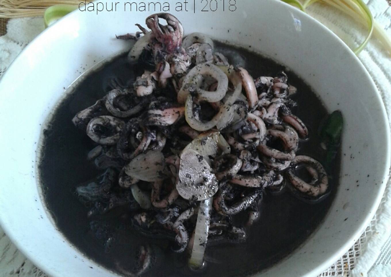 Cumi goreng hitam