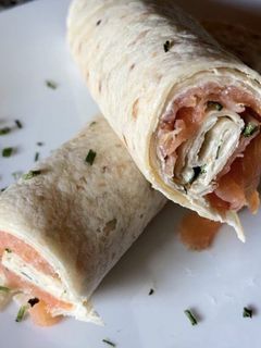 A picture of Salmon Wrap.