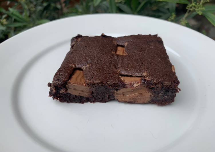 Simple Way to Prepare Ultimate Scrumptious Chocolate Brownie