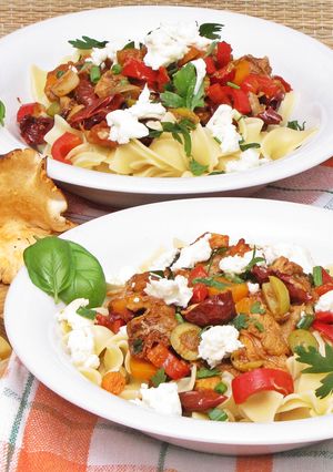 Tagliatelle recept rókagombás, aszalt paradicsomos raguval recept fotója