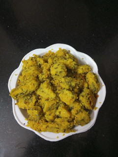 મેથી ના મિક્સ લોટના મુઠીયા (Methi Mix Flour Muthia Recipe In Gujarati) રેસીપી મુખ્ય ફોટો
