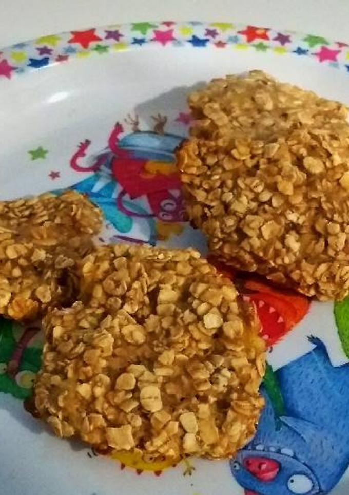 Una foto de Galletas de plátano y avena BLW 🍌🍪👶
