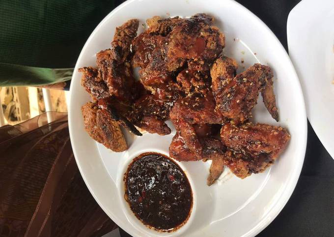 Crunchy crispy spiced chicken wings