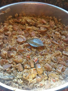 Una foto de Arroz con pavo y champiñones