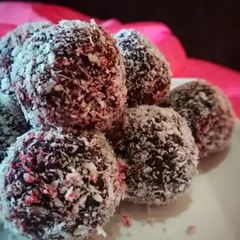 Beetroot coconut ladoo A picture of Beetroot coconut ladoo.
