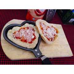 รูปของ Pizza karakter teflon (no gagal) gampang bgt