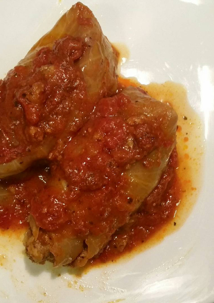 A picture of Cabbage Rolls.