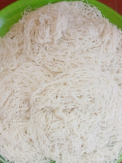ரேசன் பச்சரிசி சாஃப்ட் இடியாப்பம் செய்முறை முக்கிய புகைப்படம்