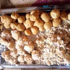 Kayan Dadi. Delicious Sweet(kwakumeti yan gayu) A picture of Kayan Dadi. Delicious Sweet(kwakumeti yan gayu).