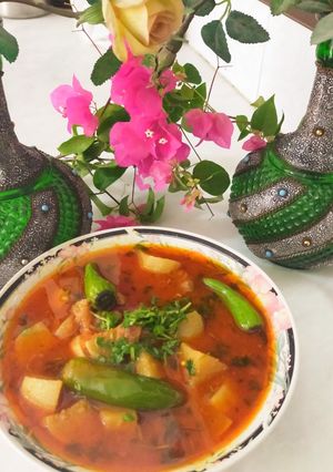 A picture of Shaljum gosht ka salan.