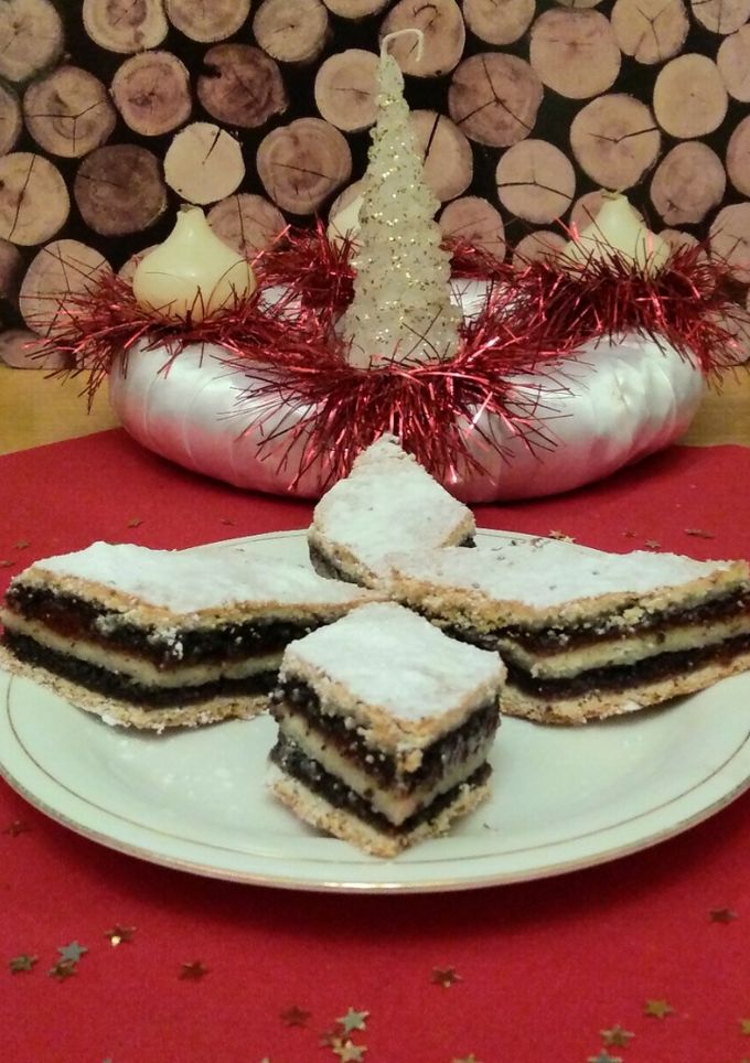 Mákos- meggylekváros zserbó recept fotója