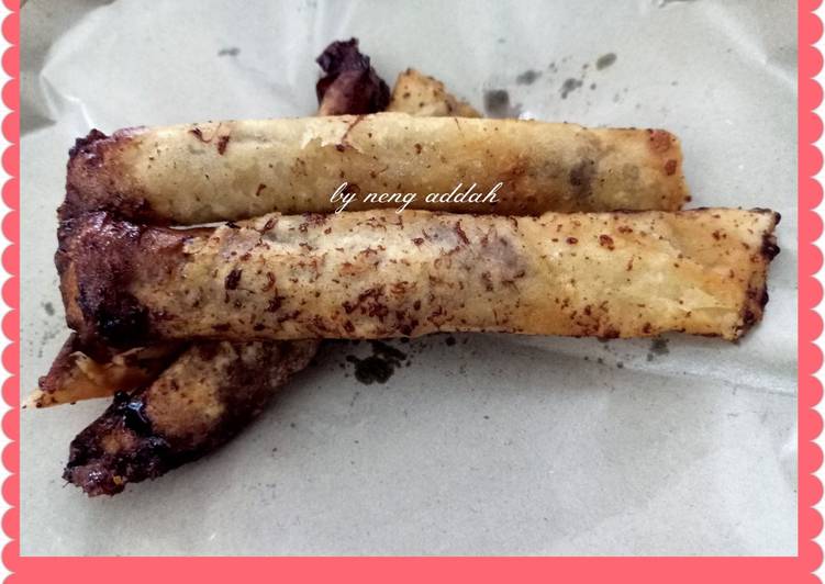 Resep Piscok (pisang coklat) oleh Neng Addah - Cookpad