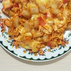 A picture of Rabboki Pedas 🌶️.