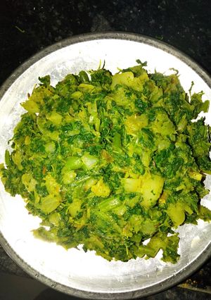 A picture of Rajasthani Muli palak bhujiya.