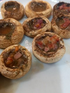 Una foto de Champiñones al jerez (plato único o guarnición)