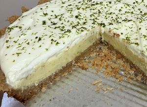 Una foto de Key Lime Pie | Tarta de Lima 🍋‍🟩