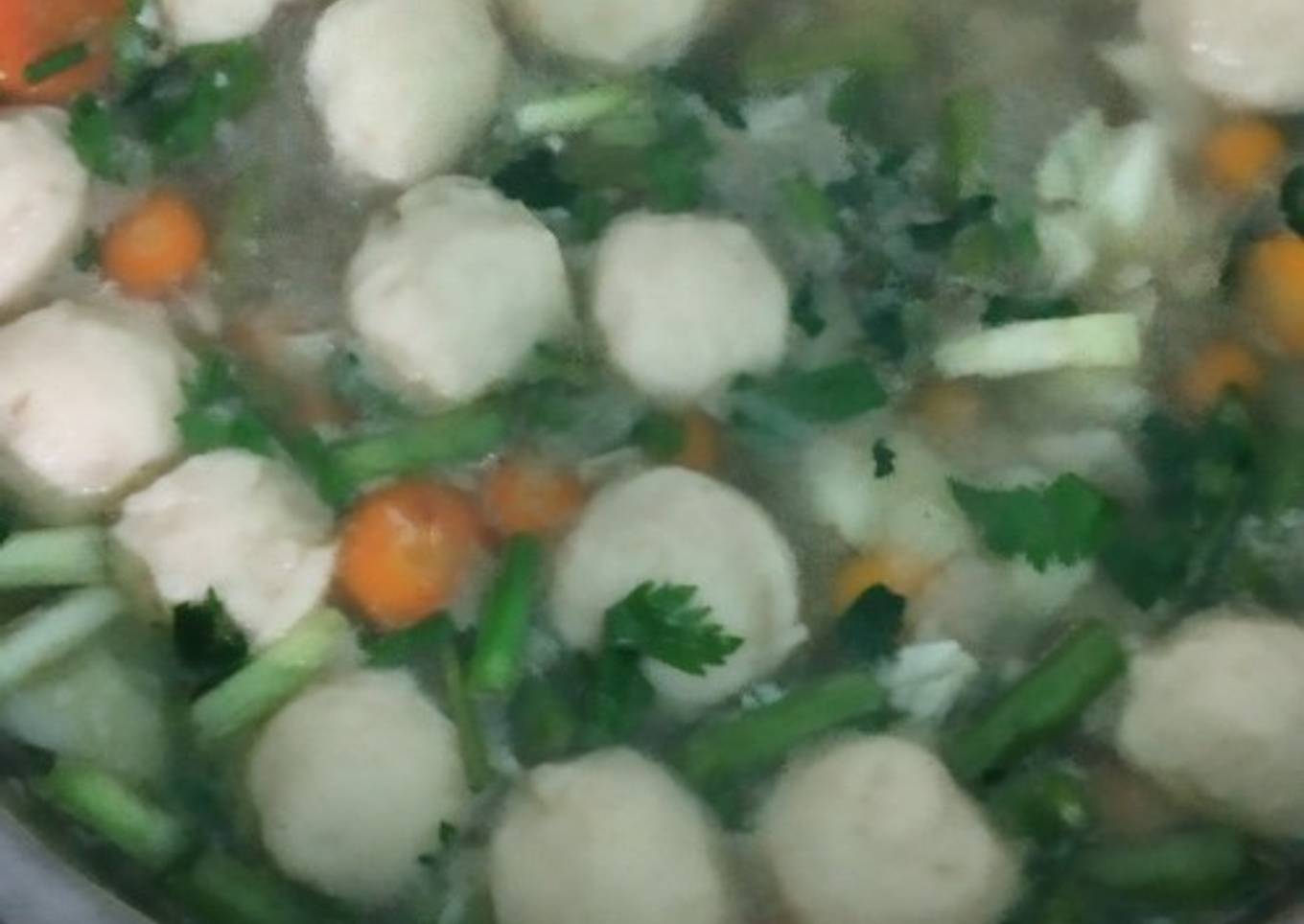 Sayur sop bakso