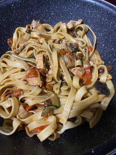 Una foto de Pasta estilo chino