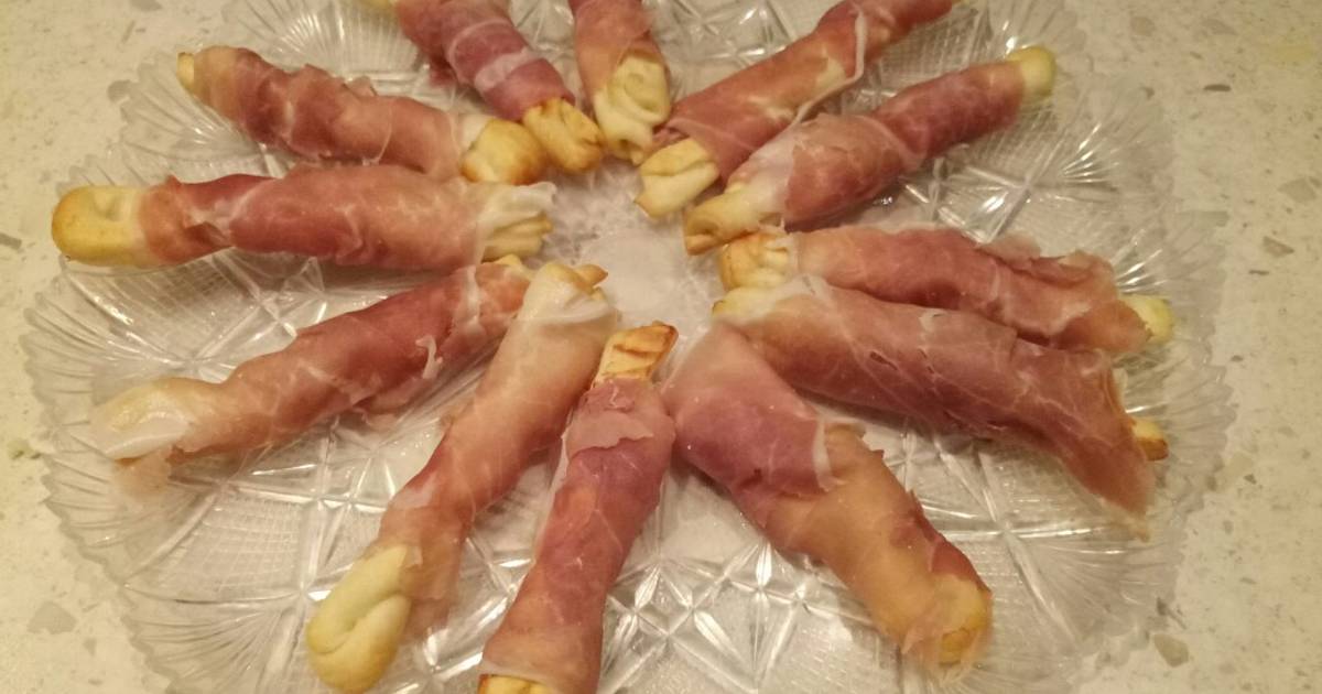 Puffy pastry twists wrapped in parma ham Recipe by Miss Fluffy's