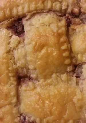 A picture of Flaky pie crust.