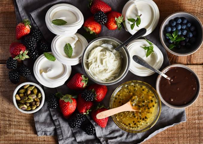 Pavlova Platter