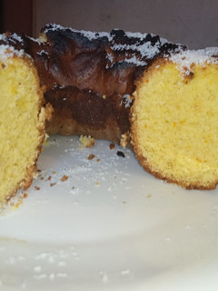 Una foto de Torta de naranja licuada 🍊