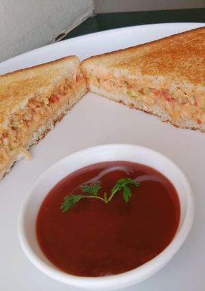 A picture of Cheese Mayo Sandwich.