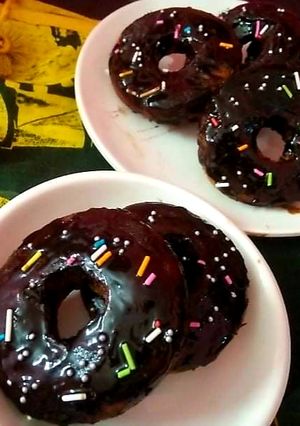 A picture of Chocolate Donuts.