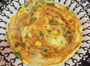 Foto de Omelete com milho e azeitona