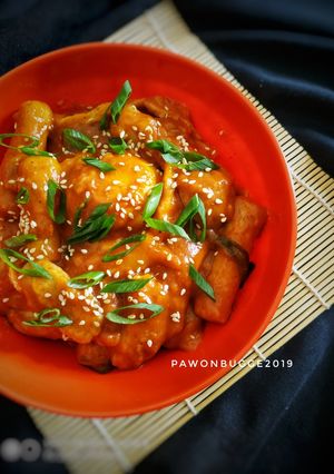 Foto resep Tteokbokki/Ddeokbokki/Spicy Rice Cake