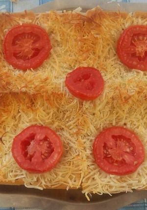 Una foto de Pastel salado de galletas Tuc