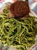 Tallarines verdes con pesto limeño