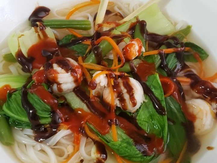 Recipe Faux "Pho" 🍜 Easy Shrimp Noodle Soup the Delicious Delicious