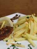 Fish and chips 🐟 (pescado estilo británico)