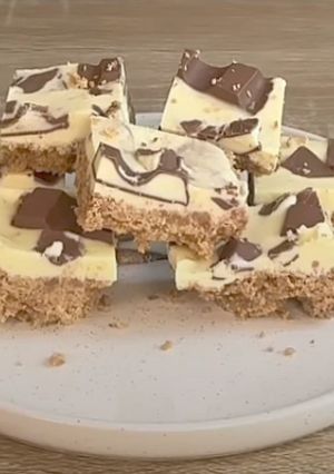 Une photo de Gâteau/ biscuit Kinder sans cuisson (à part micro ondes)